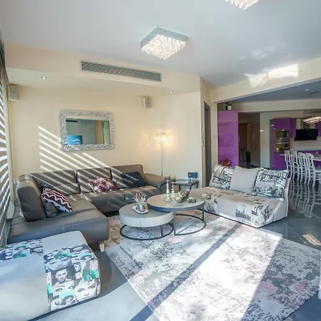 Royal Nissi Mansion 3 Bed Lower Part Of Villa Ayia Napa