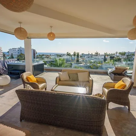 Villa Royal Nissi Mansion 3 Bed Lower Part Of