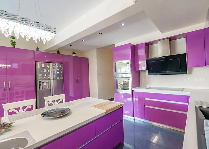 Royal Nissi Mansion 3 Bed Lower Part Of Villa