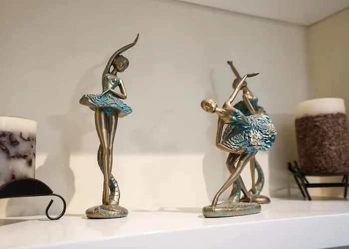 Royal Nissi Mansion 3 Bed Lower Part Of *