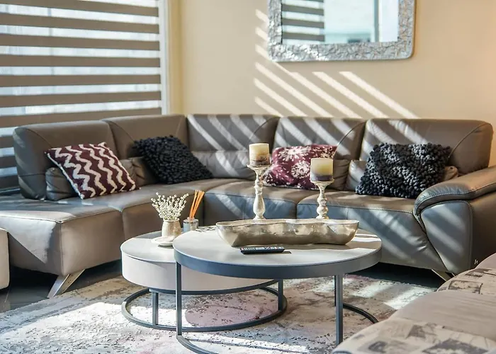 Villa Royal Nissi Mansion 3 Bed Lower Part Of Ayía Nápa