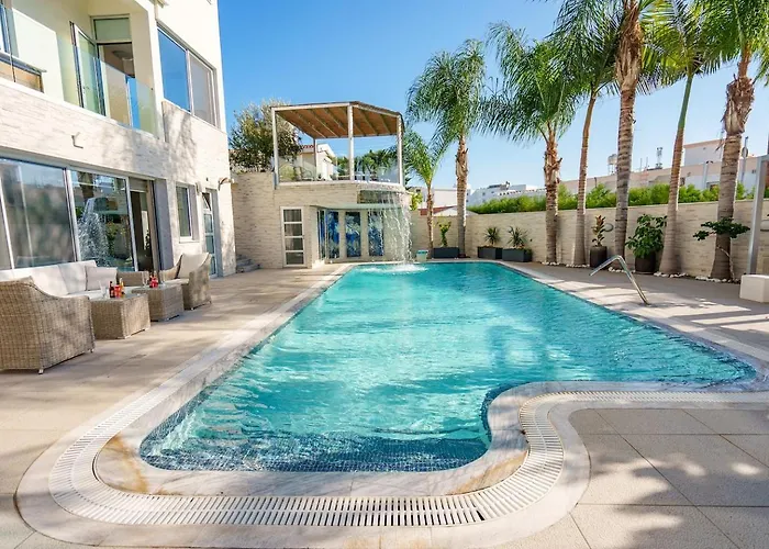 Royal Nissi Mansion 3 Bed Lower Part Of * Ayía Nápa