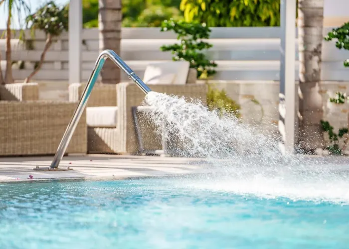 Villa Royal Nissi Mansion 3 Bed Lower Part Of *