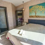 别墅 Royal Nissi Mansion 3 Bed Lower Part Of