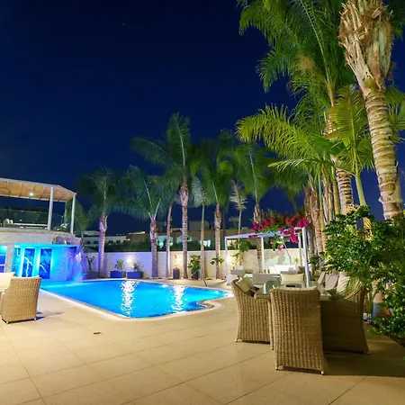 Royal Nissi Mansion 3 Bed Lower Part Of איה נאפה