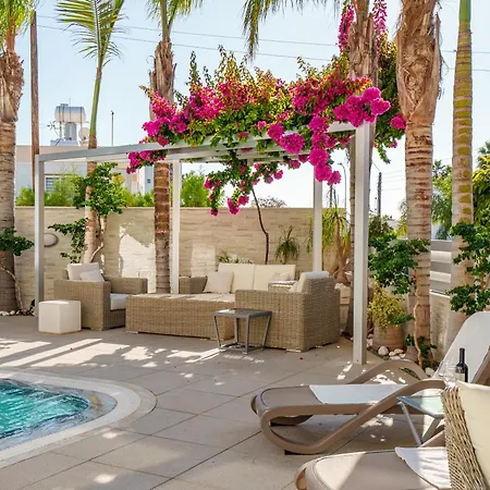 Villa Royal Nissi Mansion 3 Bed Lower Part Of Aya Napa