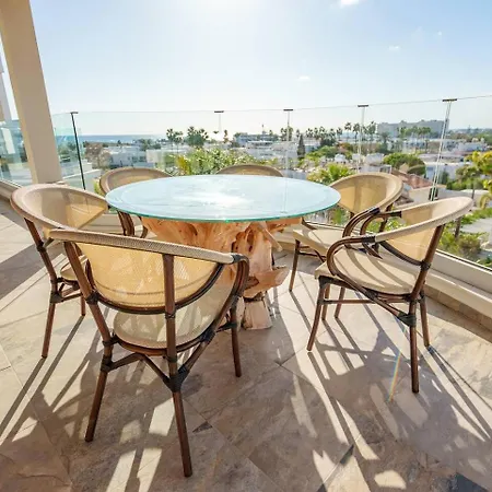 Royal Nissi Mansion 3 Bed Lower Part Of * 아이아 나파