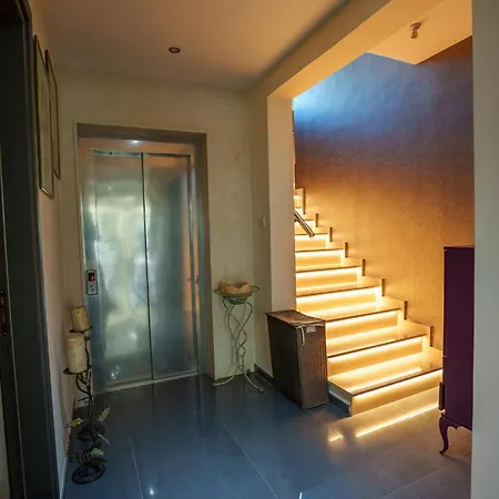 Royal Nissi Mansion 3 Bed Lower Part Of * 아이아 나파