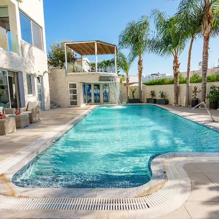 Royal Nissi Mansion 3 Bed Lower Part Of * 아이아 나파