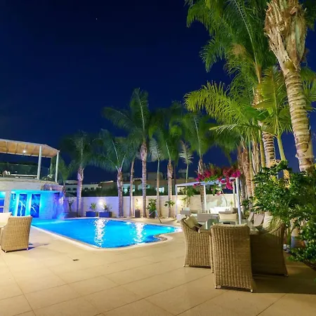 Royal Nissi Mansion 3 Bed Lower Part Of * 아이아 나파