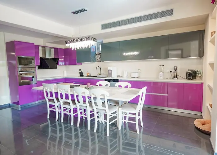 别墅 Royal Nissi Mansion 3 Bed Lower Part Of *