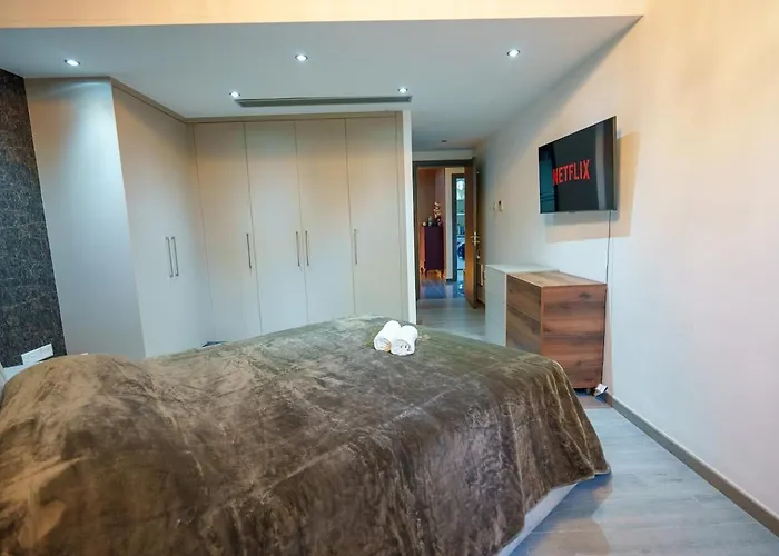 Royal Nissi Mansion 3 Bed Lower Part Of * 圣纳帕